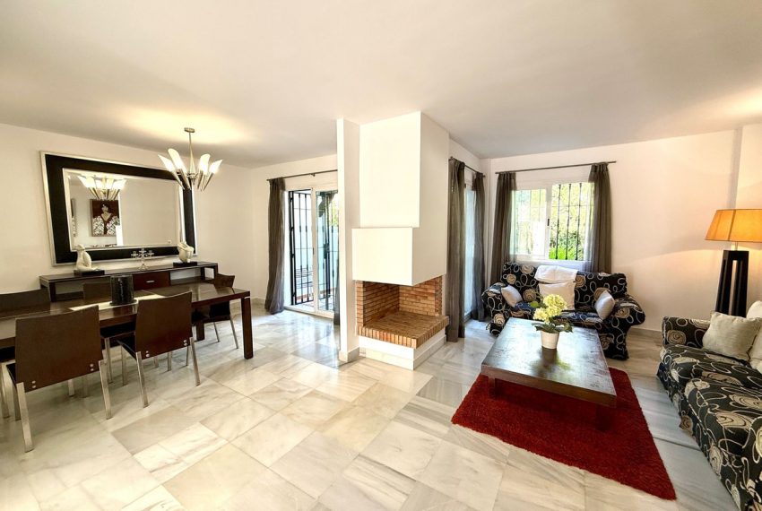 R5063956-Townhouse-For-Sale-Nueva-Andalucia-Terraced-3-Beds-151-Built-4