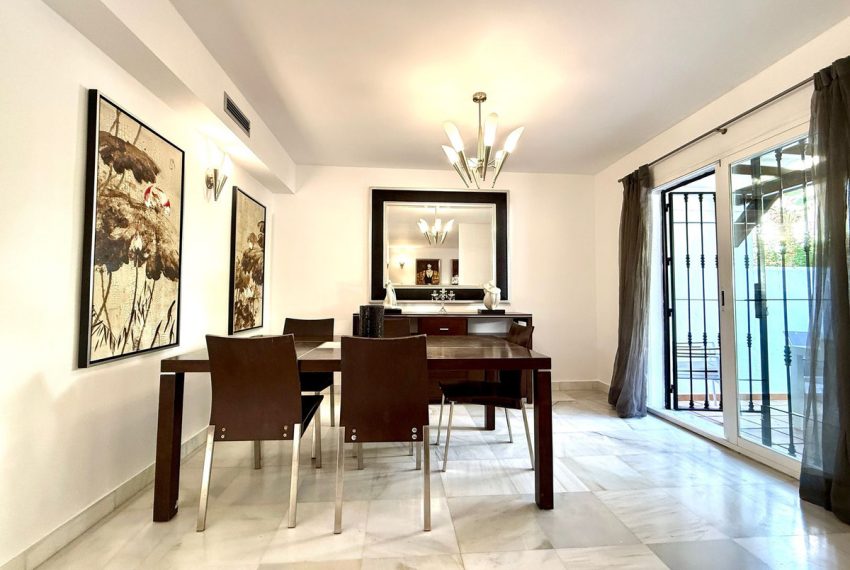 R5063956-Townhouse-For-Sale-Nueva-Andalucia-Terraced-3-Beds-151-Built-6