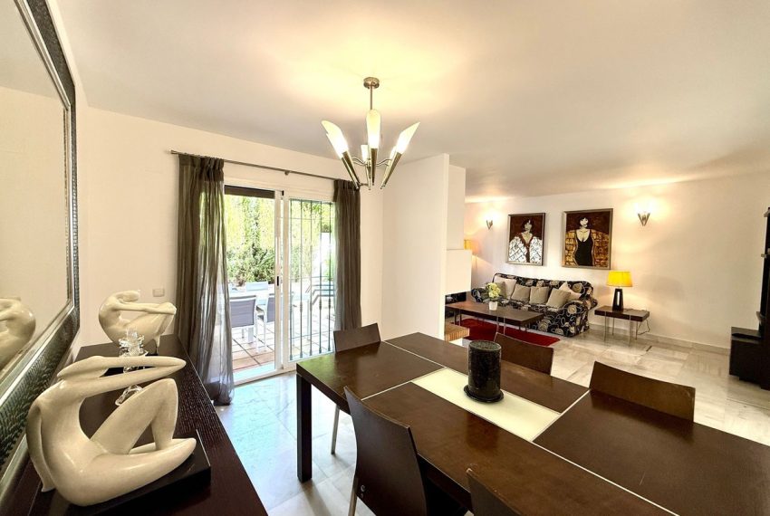 R5063956-Townhouse-For-Sale-Nueva-Andalucia-Terraced-3-Beds-151-Built-7