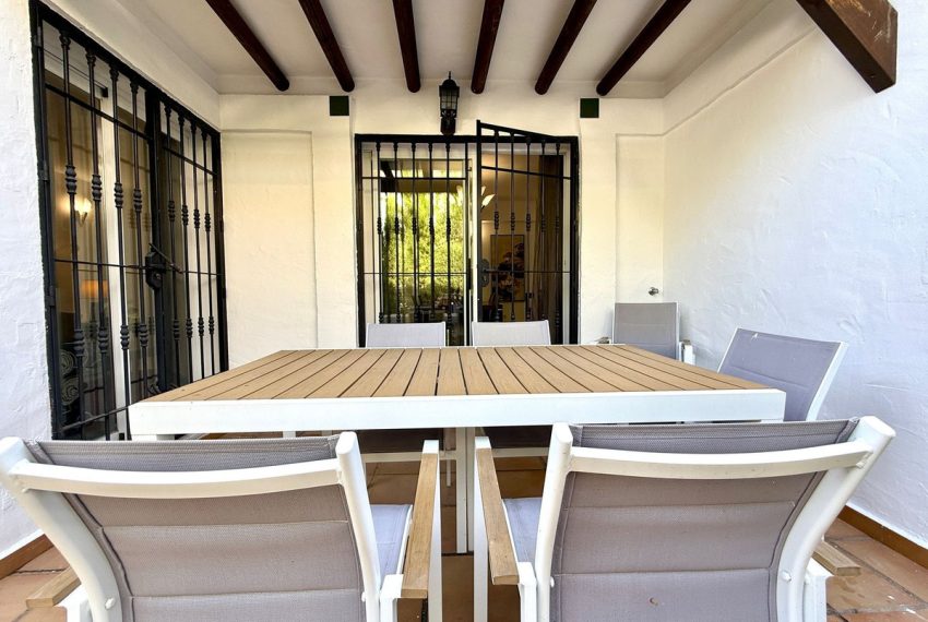 R5063956-Townhouse-For-Sale-Nueva-Andalucia-Terraced-3-Beds-151-Built-8