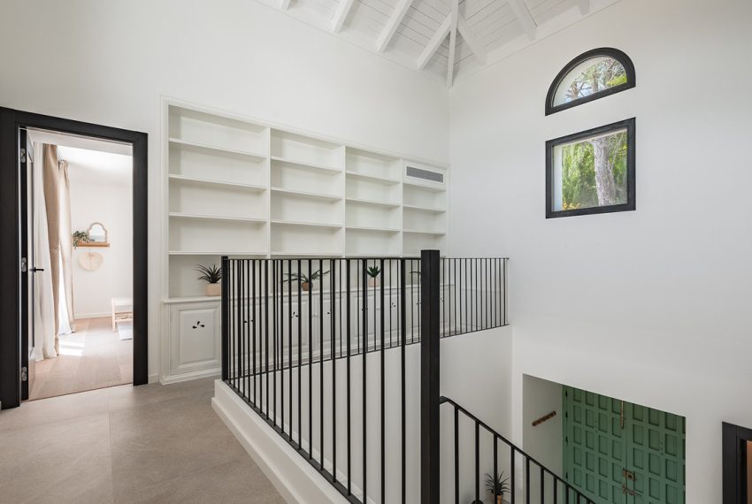 R5066644-Villa-For-Sale-El-Madronal-Detached-5-Beds-380-Built-8