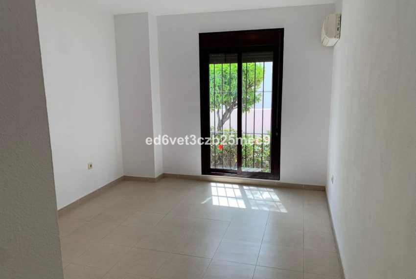 R5067085-Apartment-For-Sale-Nueva-Andalucia-Ground-Floor-2-Beds-112-Built-5