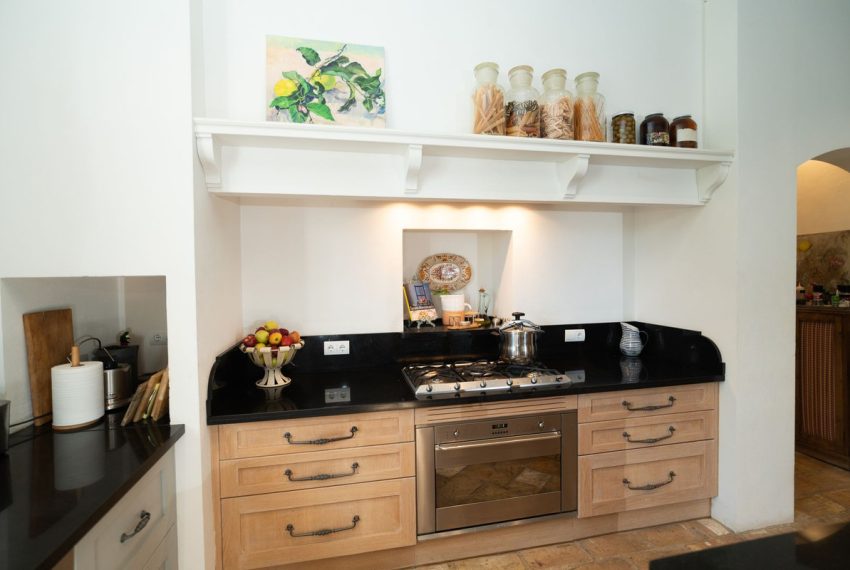 R5069785-Villa-For-Sale-El-Madronal-Detached-7-Beds-892-Built-13