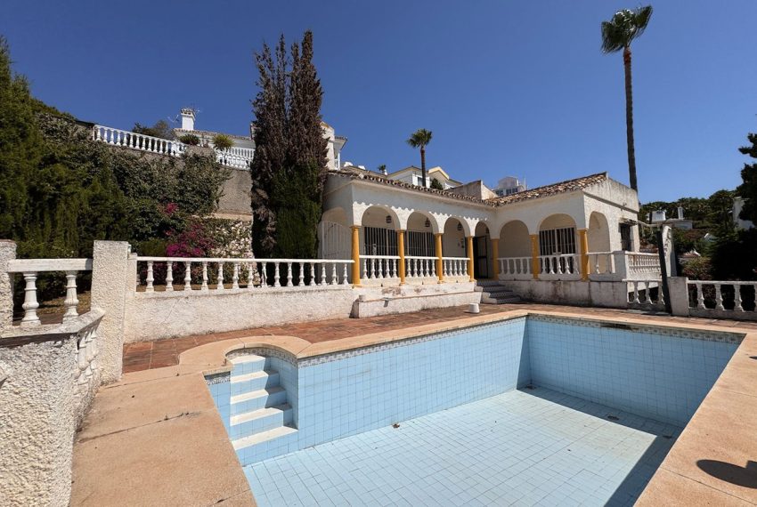 R5069830-Villa-For-Sale-Miraflores-Detached-3-Beds-106-Built-17