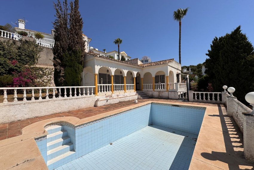 R5069830-Villa-For-Sale-Miraflores-Detached-3-Beds-106-Built-6