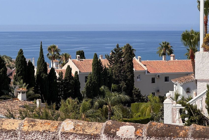 R5069830-Villa-For-Sale-Miraflores-Detached-3-Beds-106-Built-8
