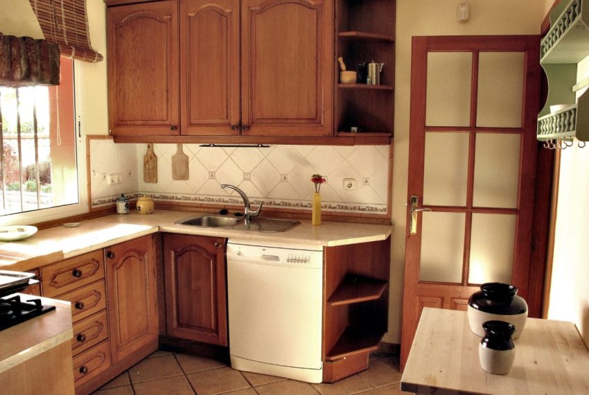R5070868-Villa-For-Sale-Elviria-Detached-3-Beds-250-Built-12