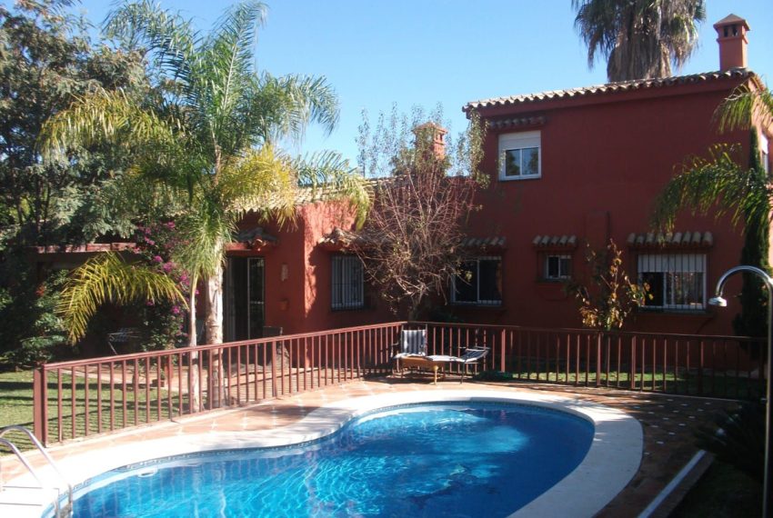 R5070868-Villa-For-Sale-Elviria-Detached-3-Beds-250-Built-9