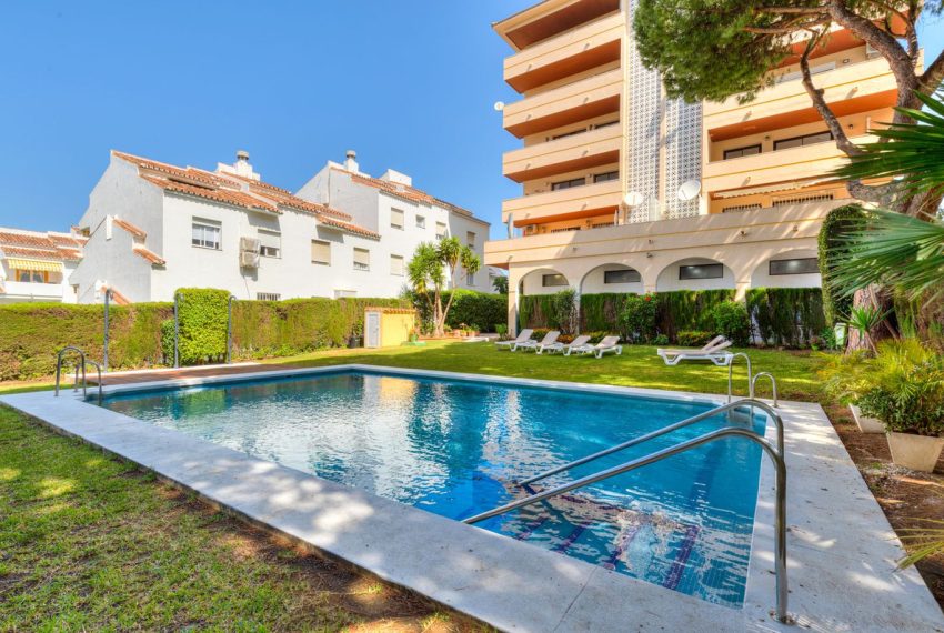 R5072452-Apartment-For-Sale-Nueva-Andalucia-Middle-Floor-2-Beds-107-Built-1
