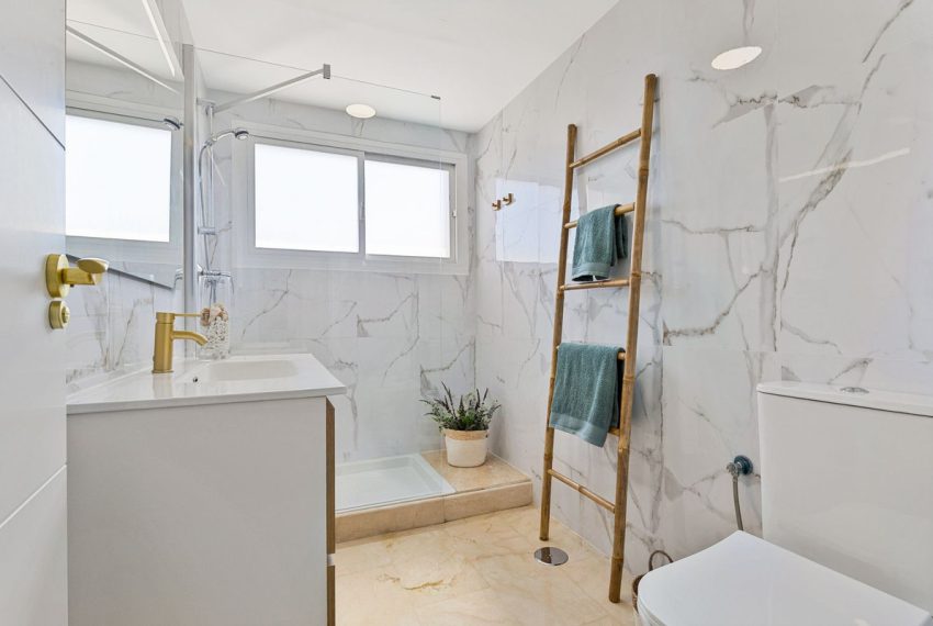 R5072452-Apartment-For-Sale-Nueva-Andalucia-Middle-Floor-2-Beds-107-Built-16