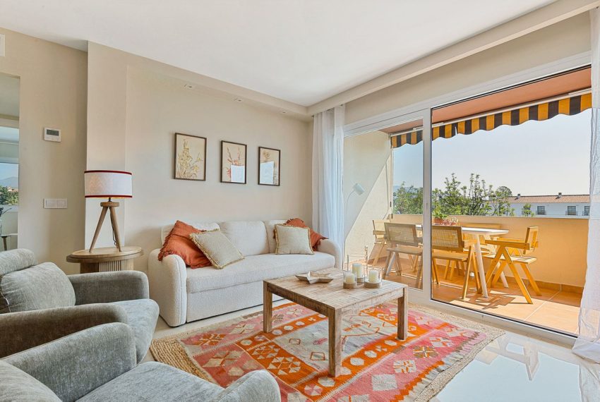R5072452-Apartment-For-Sale-Nueva-Andalucia-Middle-Floor-2-Beds-107-Built-2