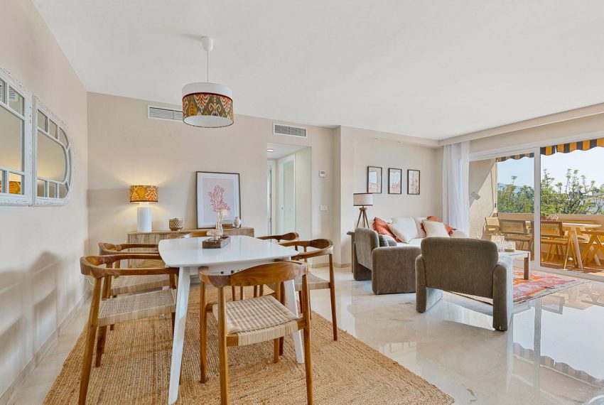 R5072452-Apartment-For-Sale-Nueva-Andalucia-Middle-Floor-2-Beds-107-Built-3