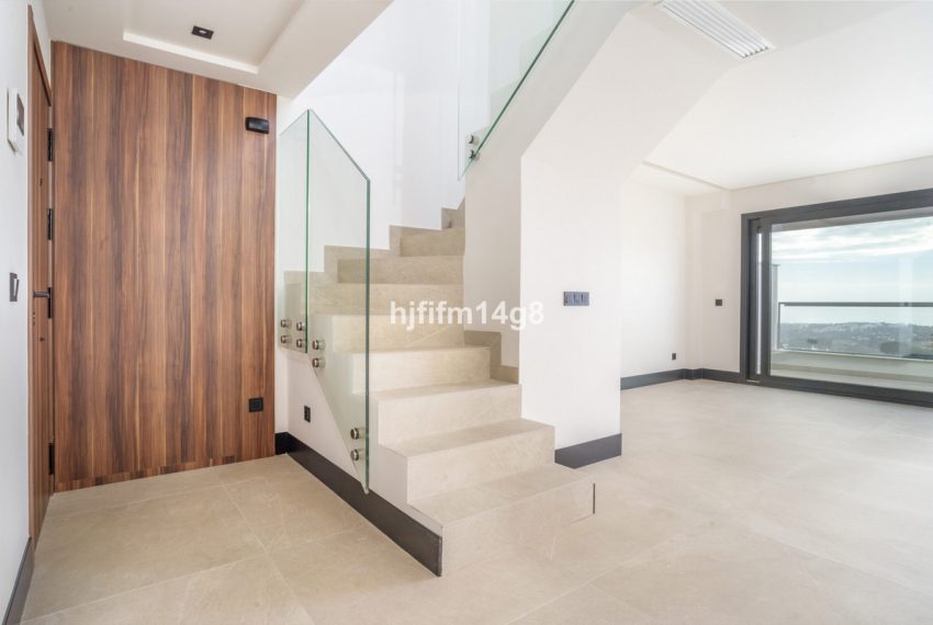R5073457-Apartment-For-Sale-Nueva-Andalucia-Penthouse-Duplex-3-Beds-136-Built-10