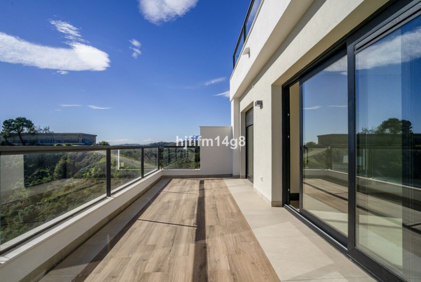 R5073457-Apartment-For-Sale-Nueva-Andalucia-Penthouse-Duplex-3-Beds-136-Built-19