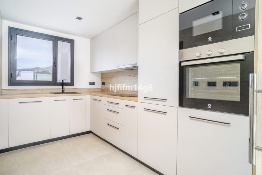 R5073457-Apartment-For-Sale-Nueva-Andalucia-Penthouse-Duplex-3-Beds-136-Built-5