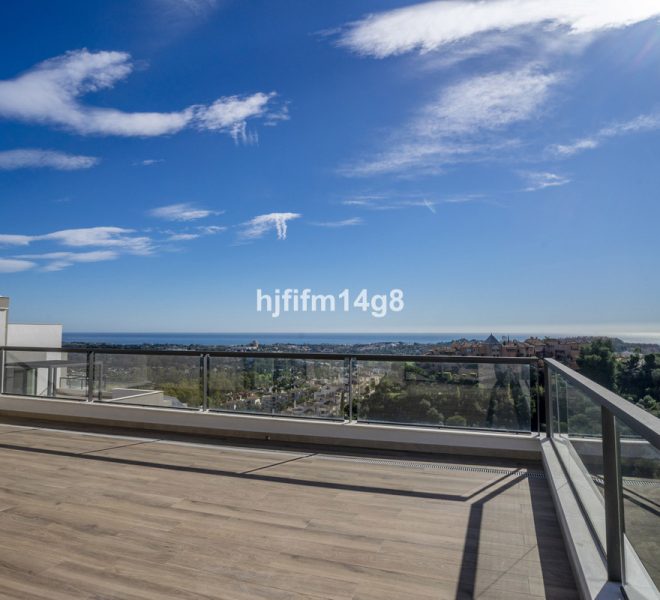 R5073457-Image 1-Penthouse Duplex - 3 Beds - 136 Built