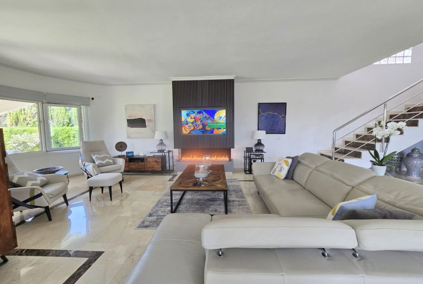 R5074030-Villa-For-Sale-La-Cala-Golf-Detached-4-Beds-223-Built-1