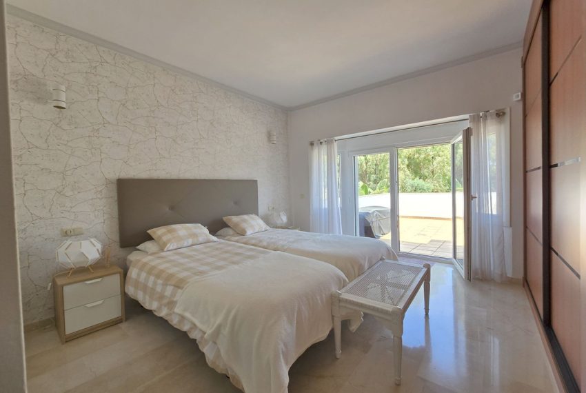 R5074030-Villa-For-Sale-La-Cala-Golf-Detached-4-Beds-223-Built-11