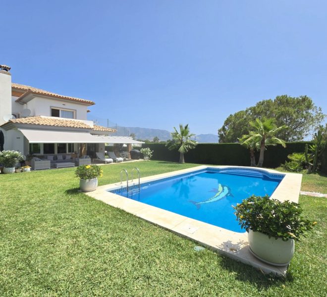 R5074030-Image 1-Detached - 4 Beds - 223 Built