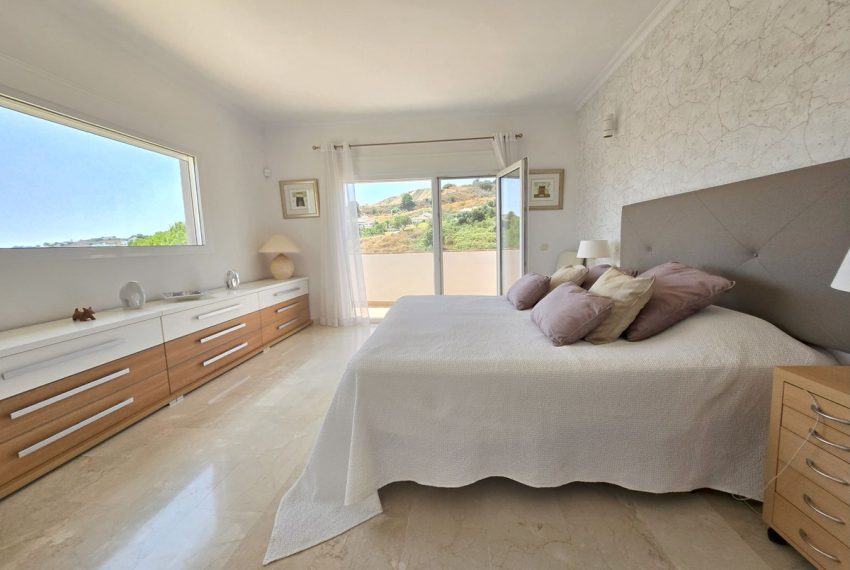 R5074030-Villa-For-Sale-La-Cala-Golf-Detached-4-Beds-223-Built-7