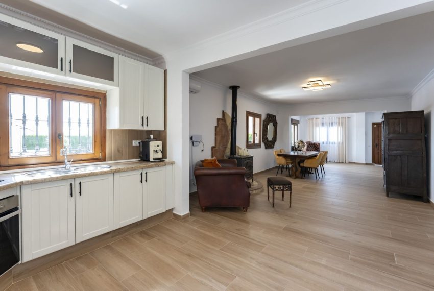 R5074702-Villa-For-Sale-Coin-Detached-3-Beds-189-Built-13