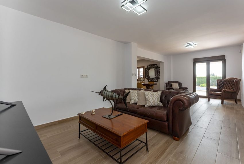 R5074702-Villa-For-Sale-Coin-Detached-3-Beds-189-Built-17