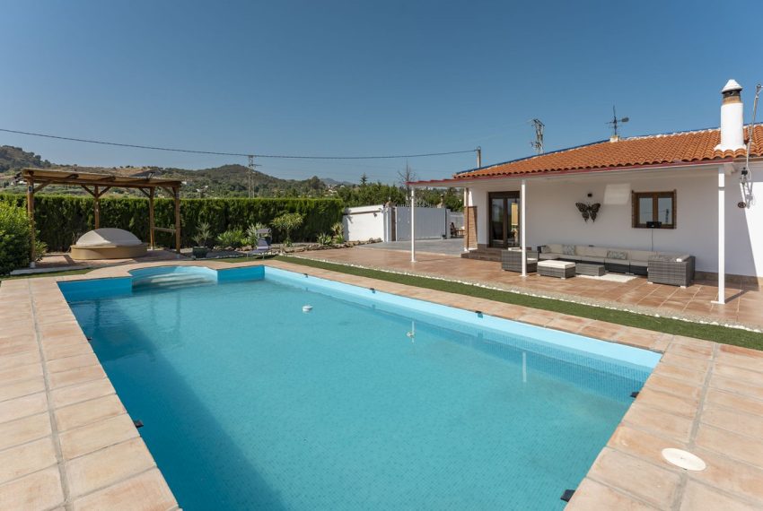 R5074702-Villa-For-Sale-Coin-Detached-3-Beds-189-Built-3
