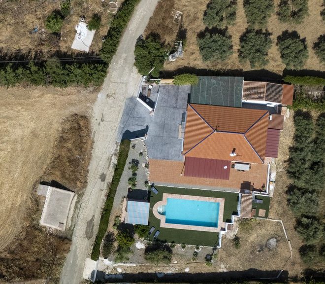 R5074702-Image 1-Detached - 3 Beds - 189 Built