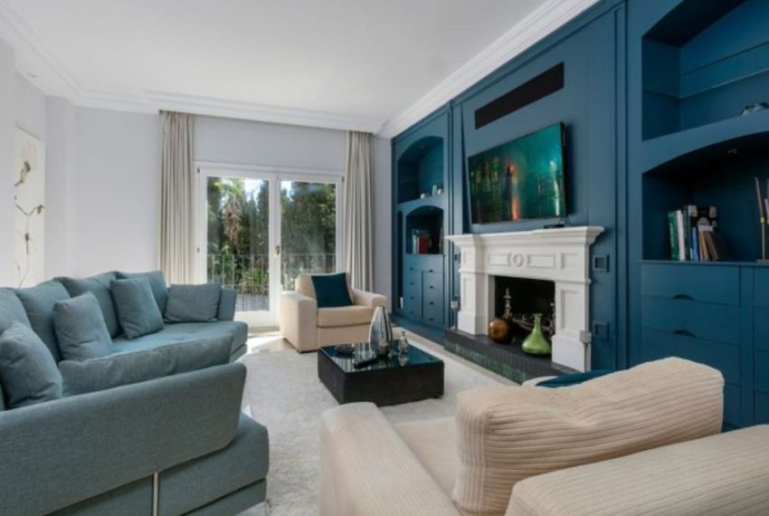R5075314-Villa-For-Sale-Nueva-Andalucia-Detached-6-Beds-1029-Built-12