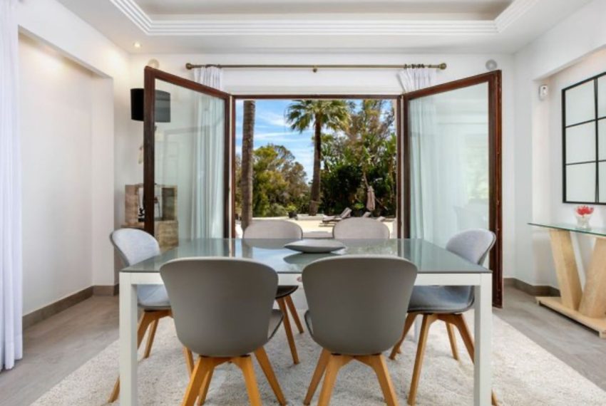 R5075314-Villa-For-Sale-Nueva-Andalucia-Detached-6-Beds-1029-Built-16