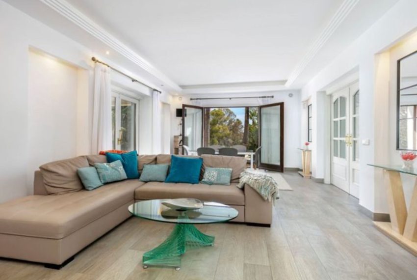 R5075314-Villa-For-Sale-Nueva-Andalucia-Detached-6-Beds-1029-Built-17