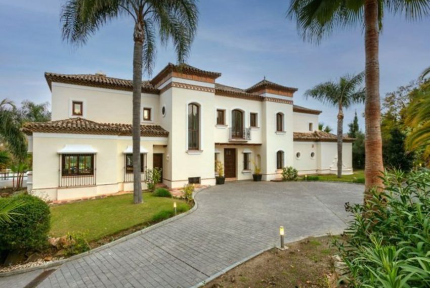R5075314-Villa-For-Sale-Nueva-Andalucia-Detached-6-Beds-1029-Built-4