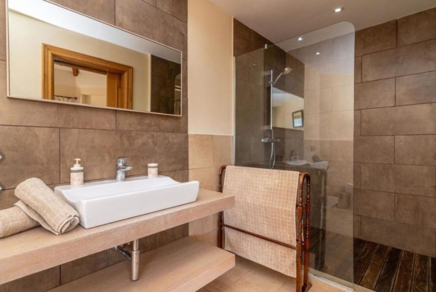 R5076256-Villa-For-Sale-Los-Flamingos-Detached-5-Beds-720-Built-18