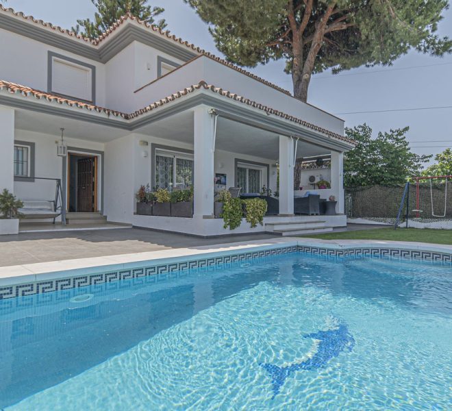 R5076394-Image 1-Detached - 5 Beds - 275 Built