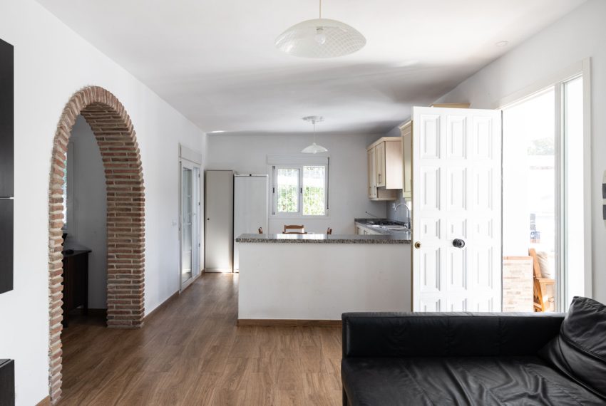R5076619-Villa-For-Sale-Coin-Detached-5-Beds-314-Built-3