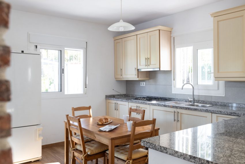 R5076619-Villa-For-Sale-Coin-Detached-5-Beds-314-Built-5