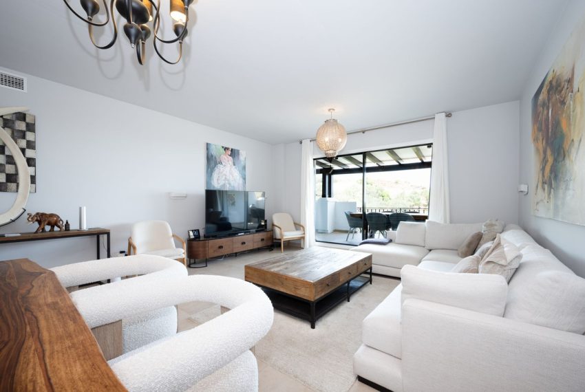 R5078047-Apartment-For-Sale-Altos-de-los-Monteros-Penthouse-4-Beds-245-Built-9