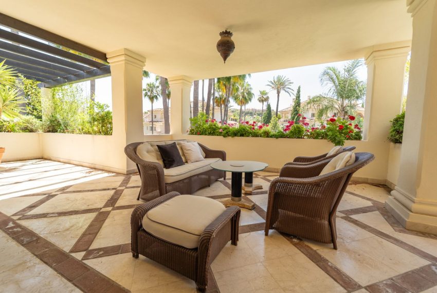 R5078104-Apartment-For-Sale-Nueva-Andalucia-Middle-Floor-3-Beds-195-Built