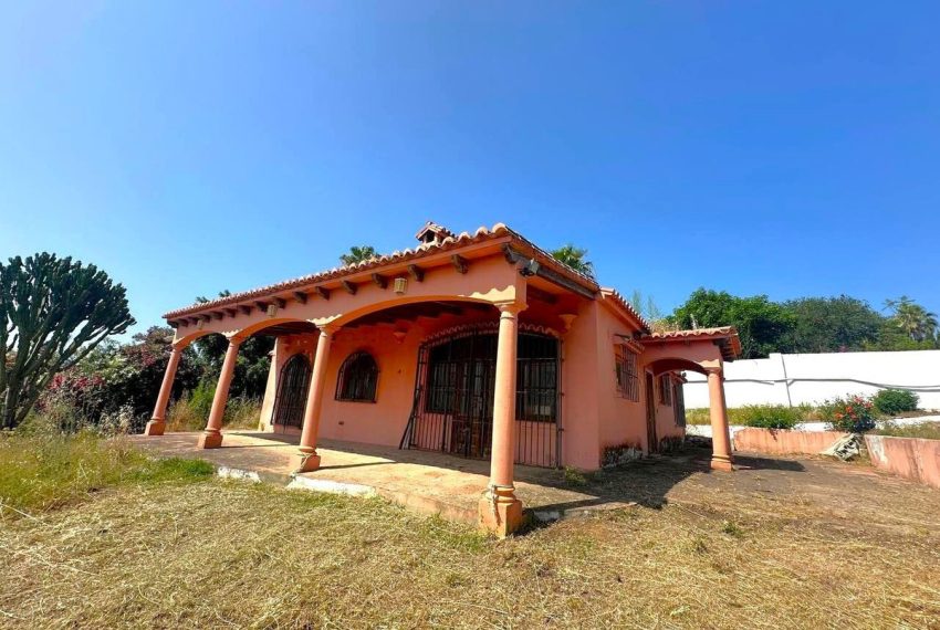 R5078656-Villa-For-Sale-El-Padron-Detached-3-Beds-430-Built-3