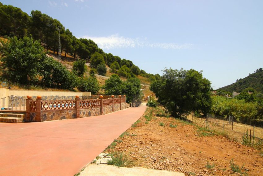 R5078869-Villa-For-Sale-Coin-Finca-3-Beds-85-Built-1