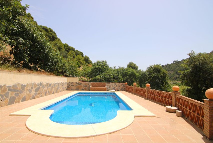R5078869-Villa-For-Sale-Coin-Finca-3-Beds-85-Built