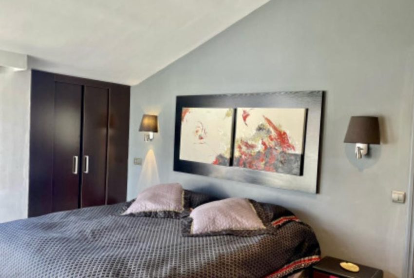 R5079733-Apartment-For-Sale-The-Golden-Mile-Penthouse-2-Beds-130-Built-15