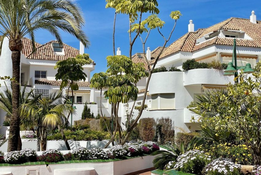 R5079733-Apartment-For-Sale-The-Golden-Mile-Penthouse-2-Beds-130-Built-18