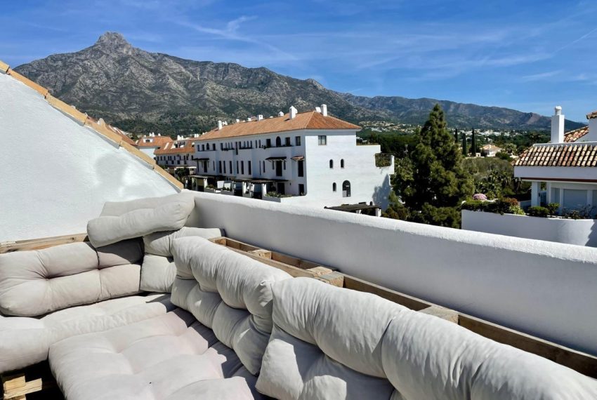 R5079733-Apartment-For-Sale-The-Golden-Mile-Penthouse-2-Beds-130-Built-3