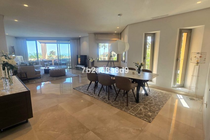 R5080099-Apartment-For-Sale-The-Golden-Mile-Penthouse-2-Beds-206-Built-4