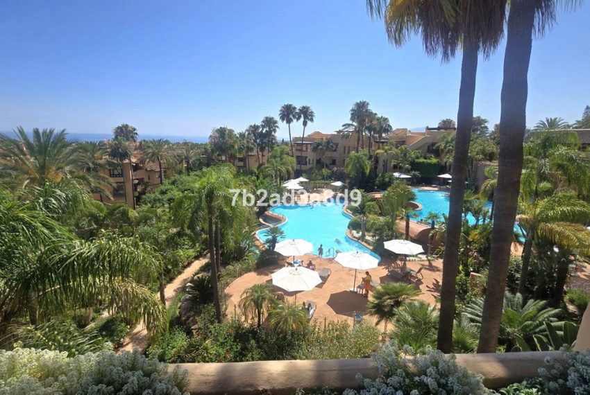 R5080099-Apartment-For-Sale-The-Golden-Mile-Penthouse-2-Beds-206-Built