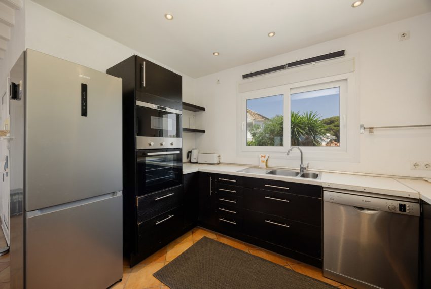 R5080297-Villa-For-Sale-Costabella-Detached-4-Beds-200-Built-11