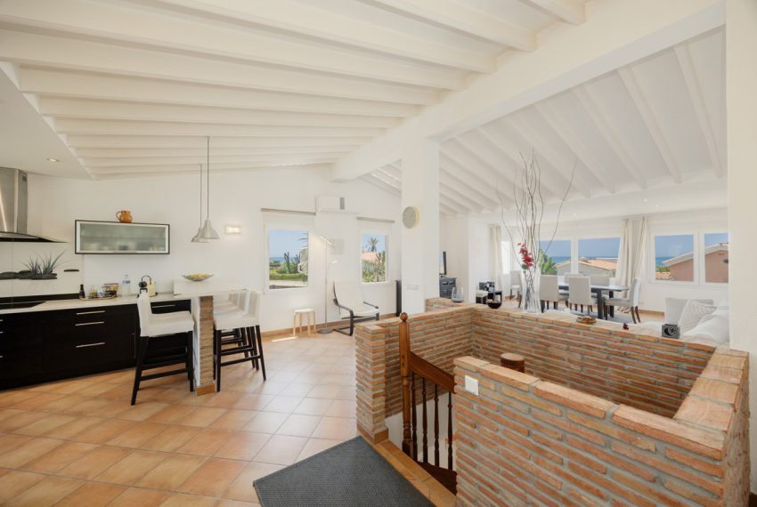 R5080297-Villa-For-Sale-Costabella-Detached-4-Beds-200-Built-18