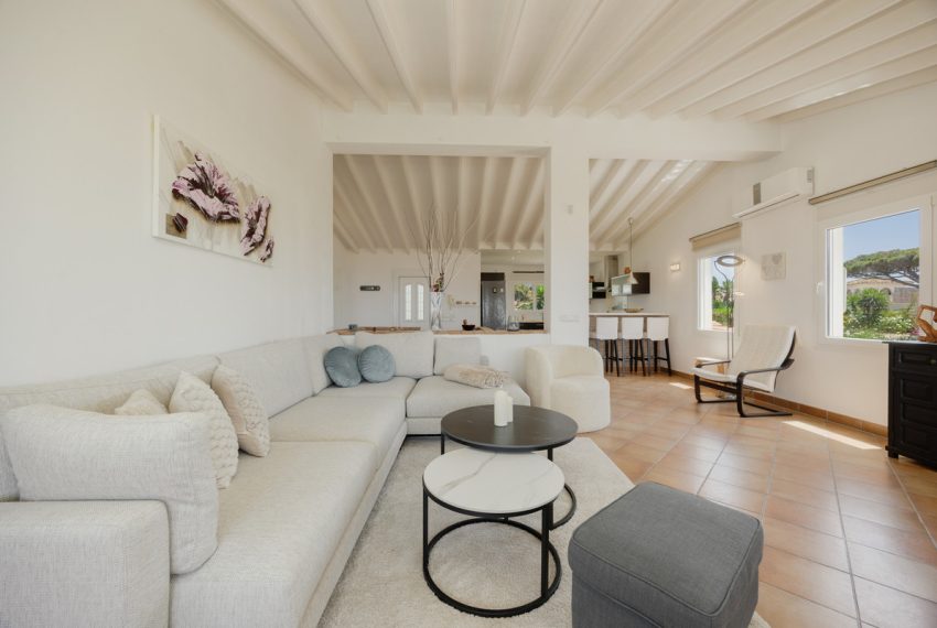 R5080297-Villa-For-Sale-Costabella-Detached-4-Beds-200-Built-6