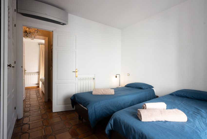 R5080300-Townhouse-For-Sale-The-Golden-Mile-Terraced-2-Beds-210-Built-13